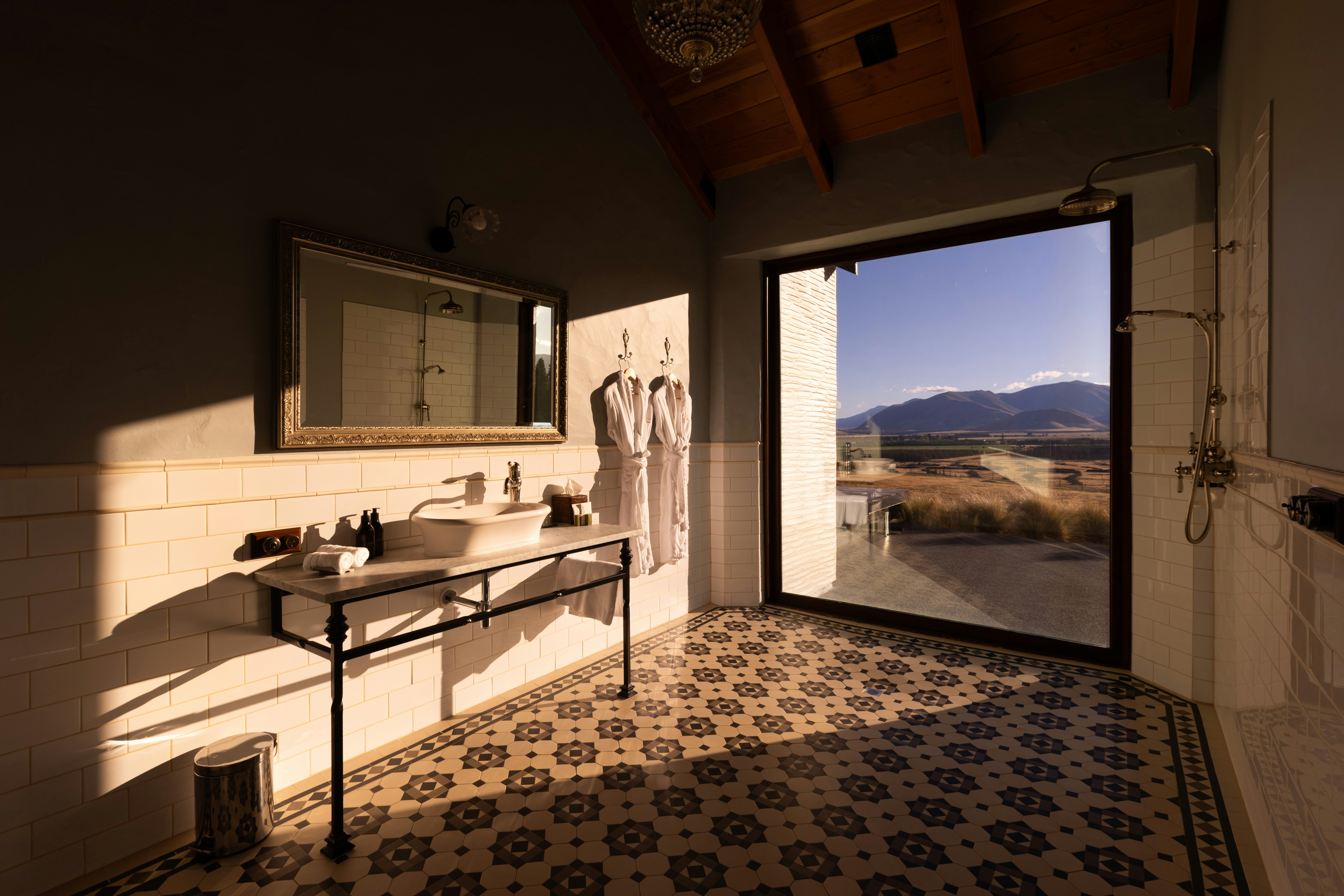Moraine Villa Bathroom