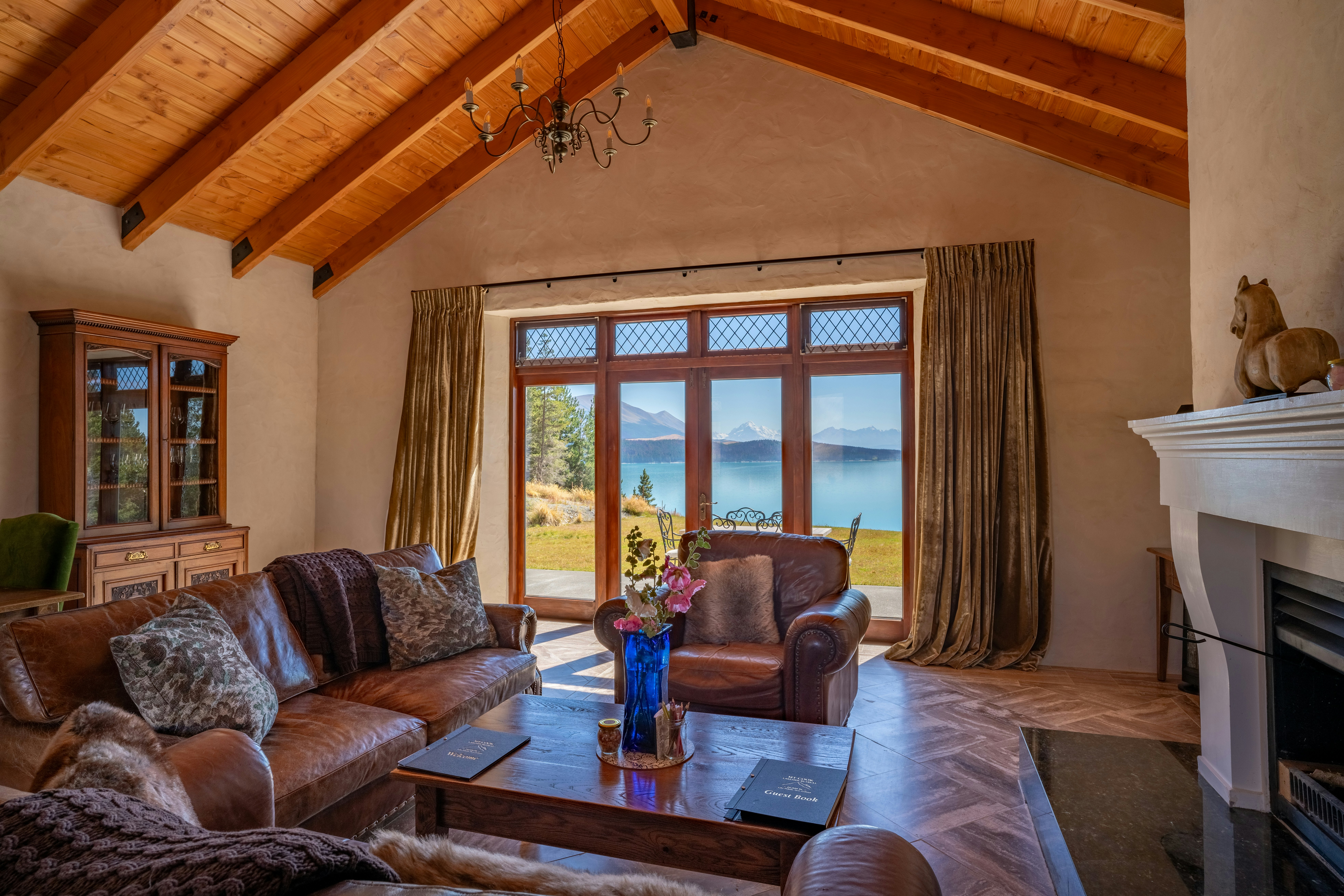 Villa Puaka - Living Area