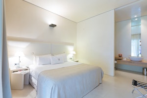 Elegance Room