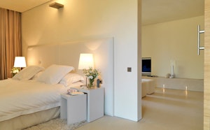 Elegance Room