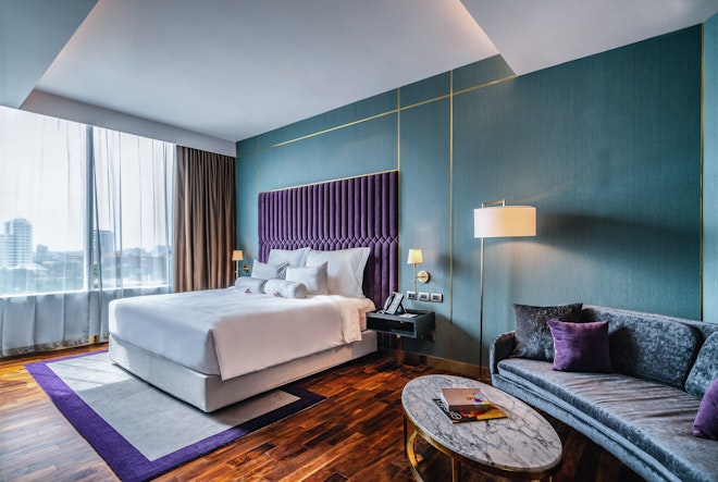 Deluxe King - Bedroom