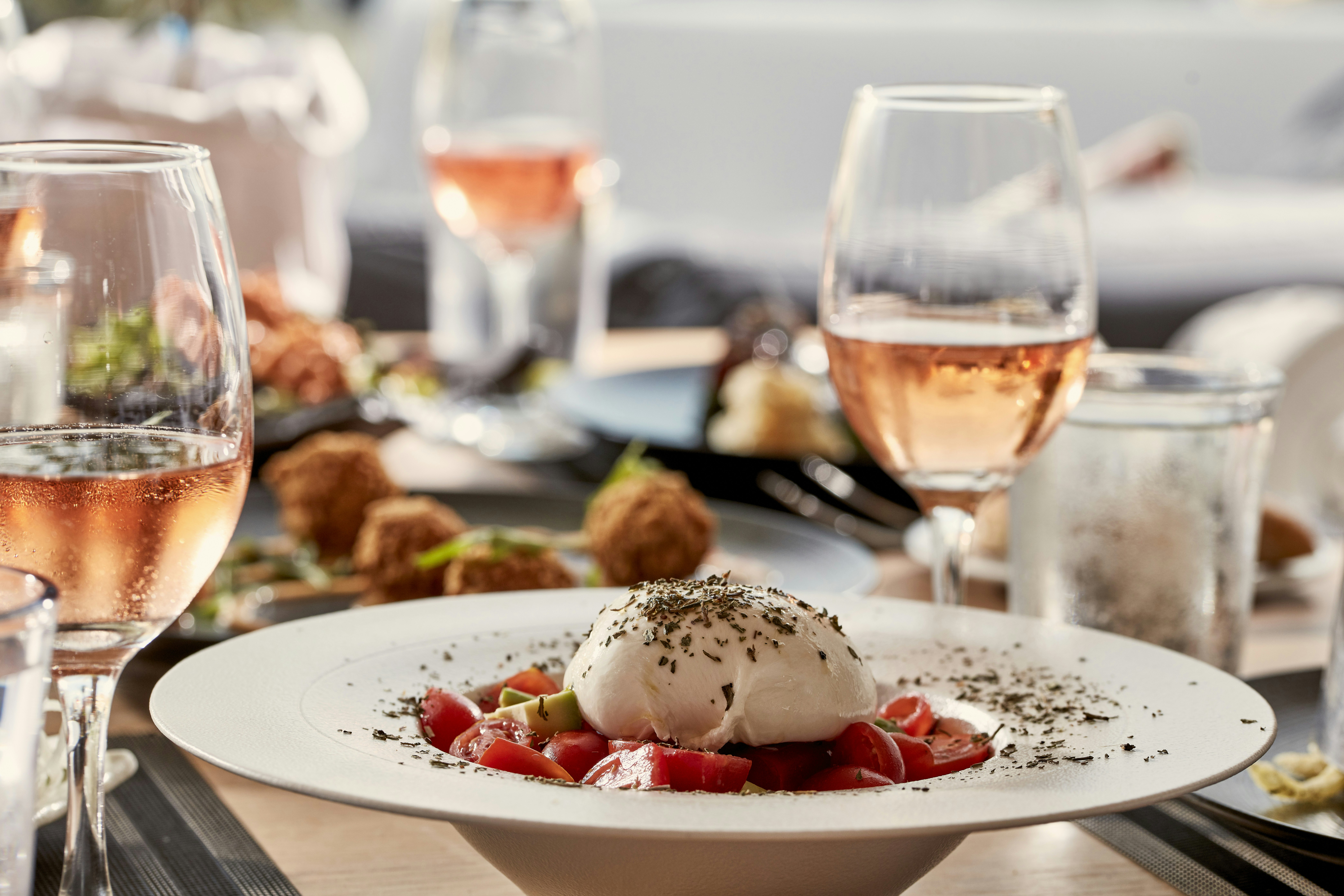 MyAmmos Lounge Bar Greca Salad