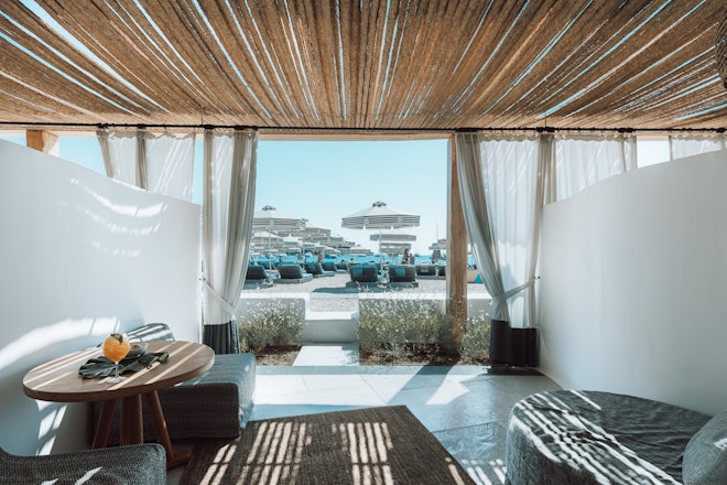 Deluxe Room Beachfront - Patio