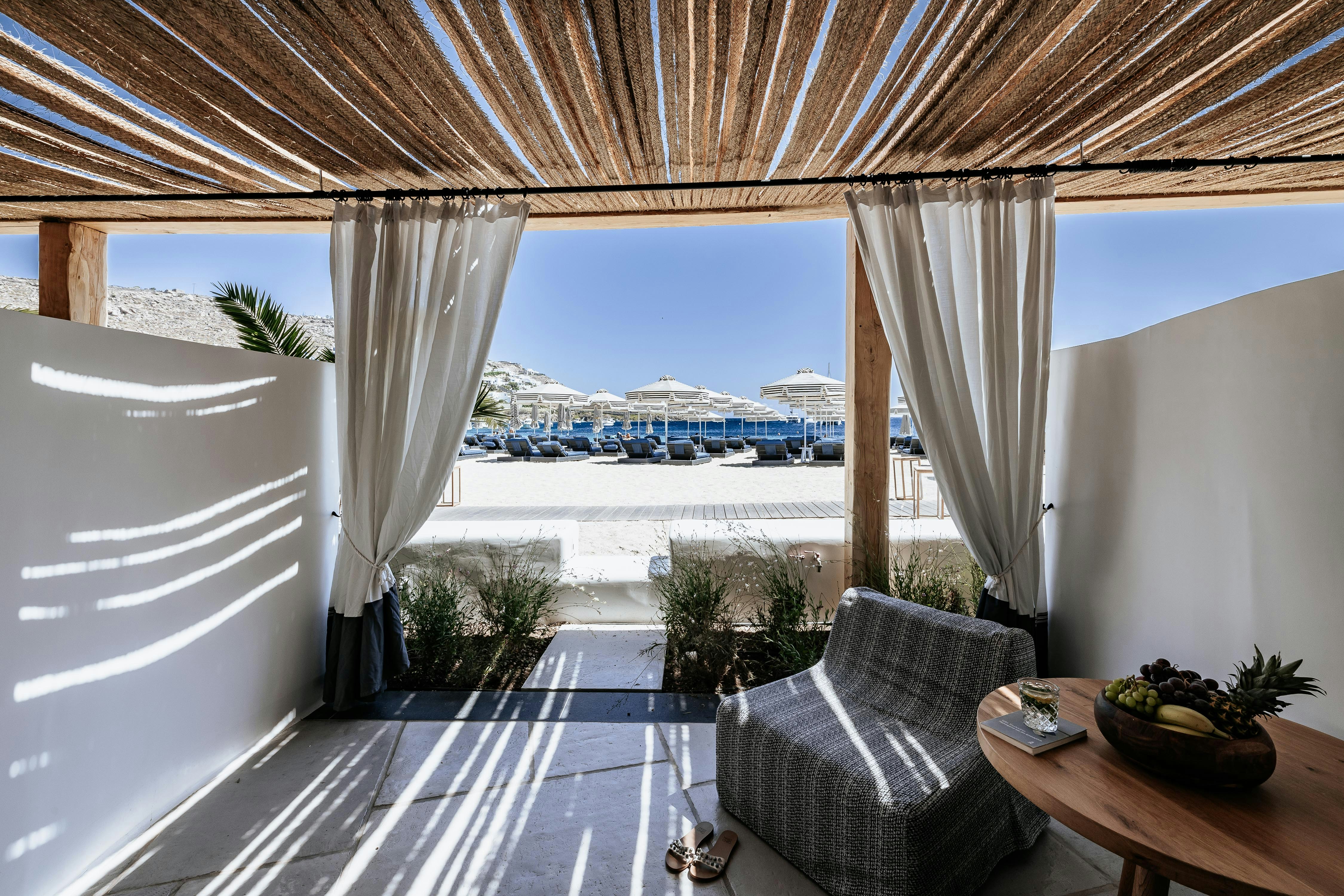 Deluxe Beachfront Room