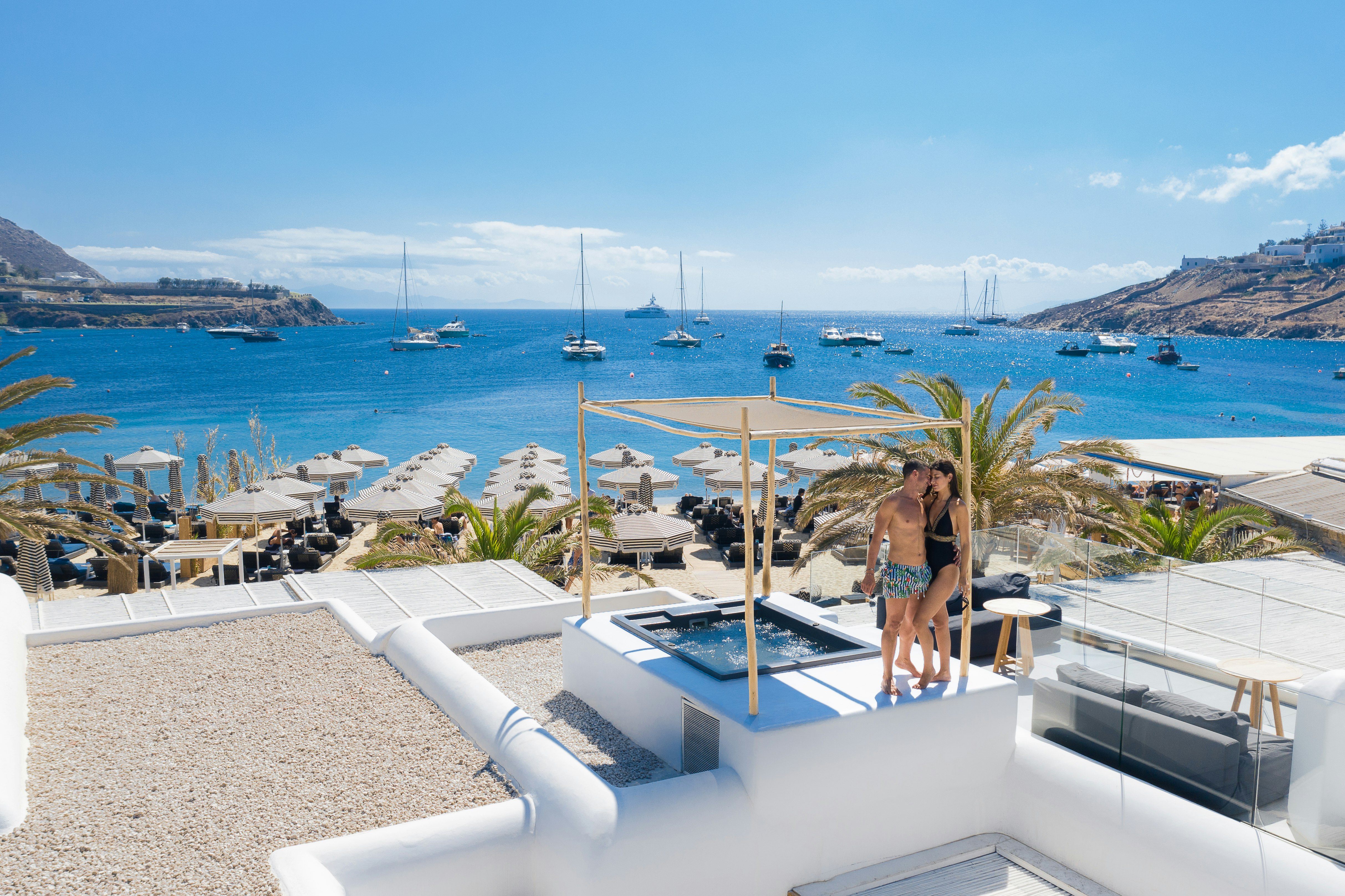 Ammos Signature Suite with Sea View & Hot Tub