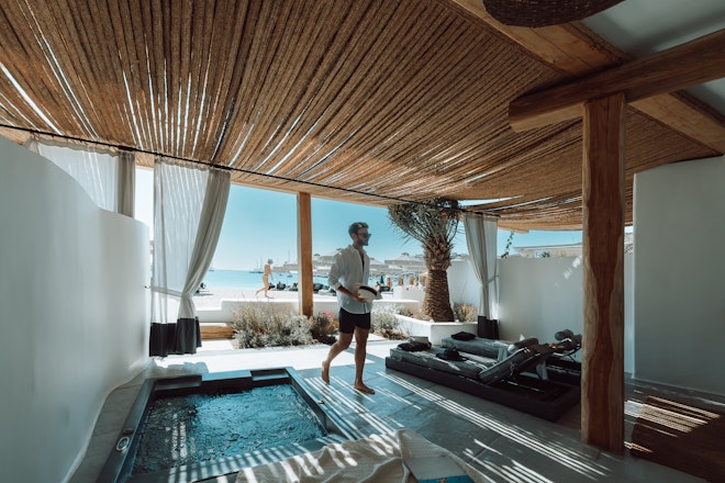 Ammos Suite - Patio & Pool