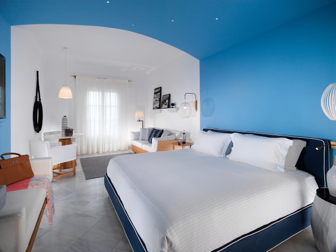 Premium Sea View Room - Bedroom