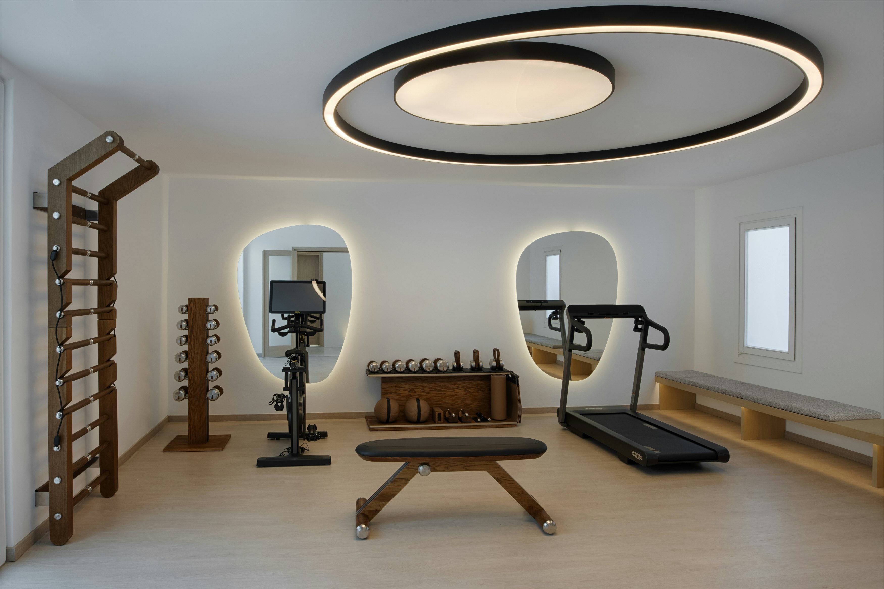 Grand 4-Bedroom Villa - Gym