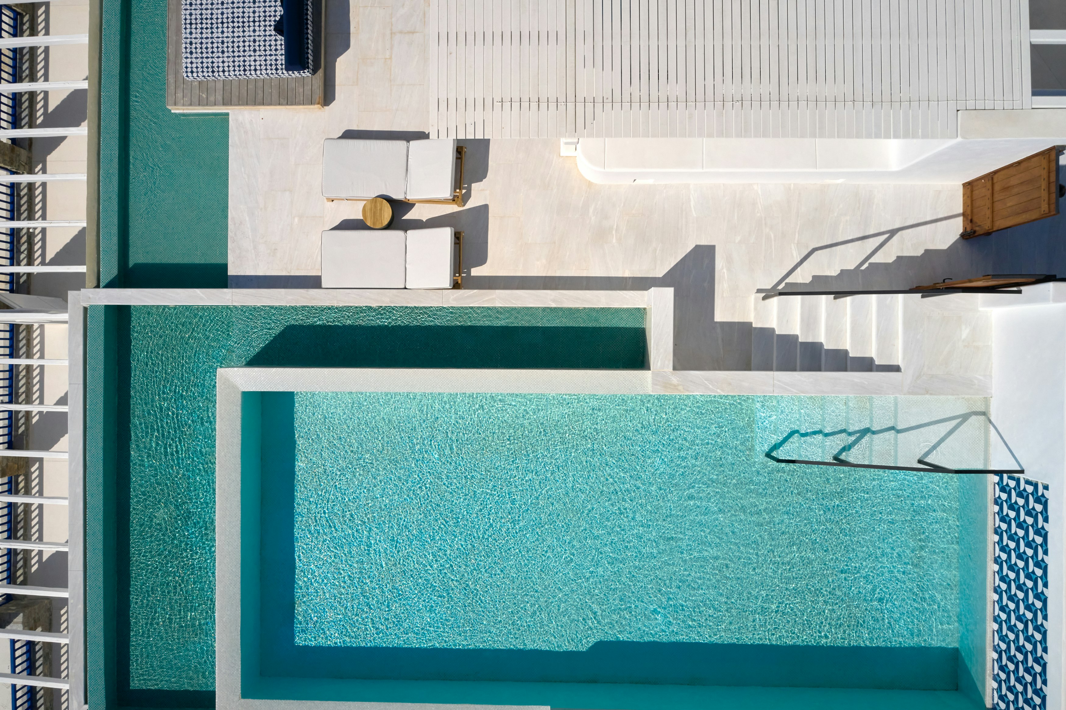 Grand 4-Bedroom Villa - Pool