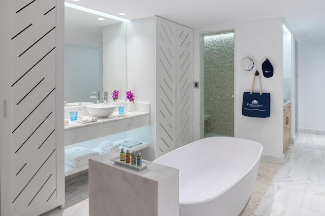Superior Sea View Room - Bathroom