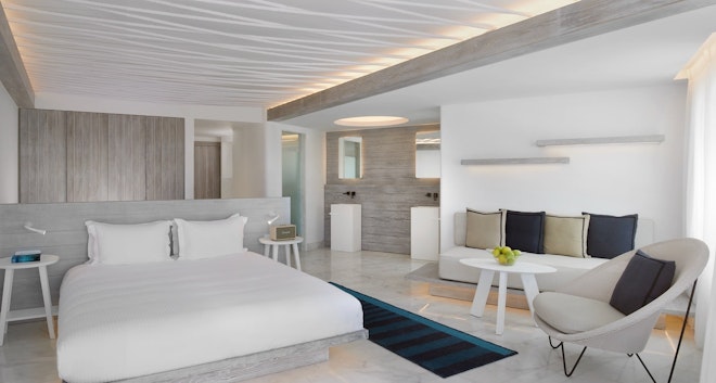 Elixir Pool Retreat Bedroom