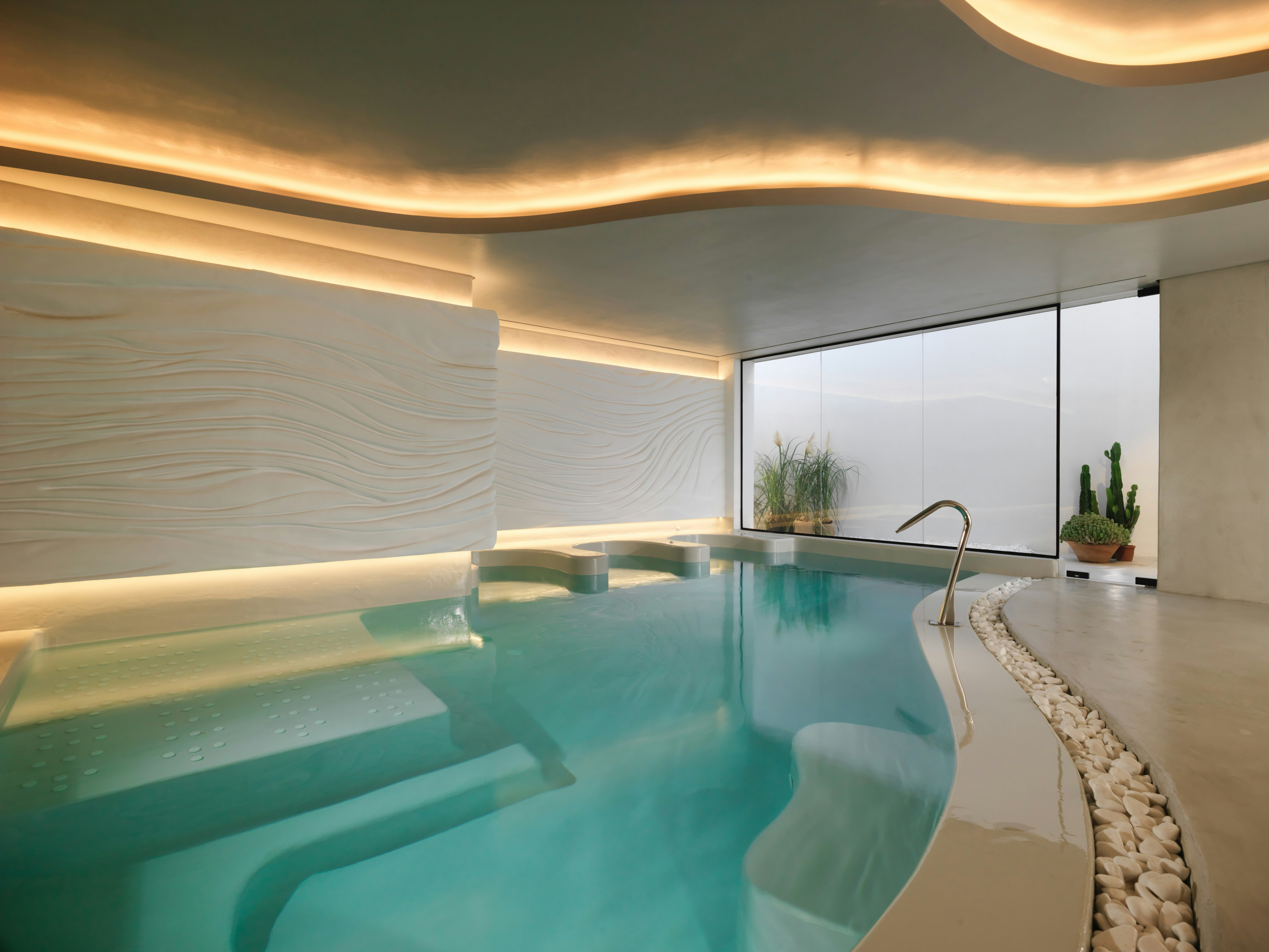 Oqua Spa Thalassotherapy Pool