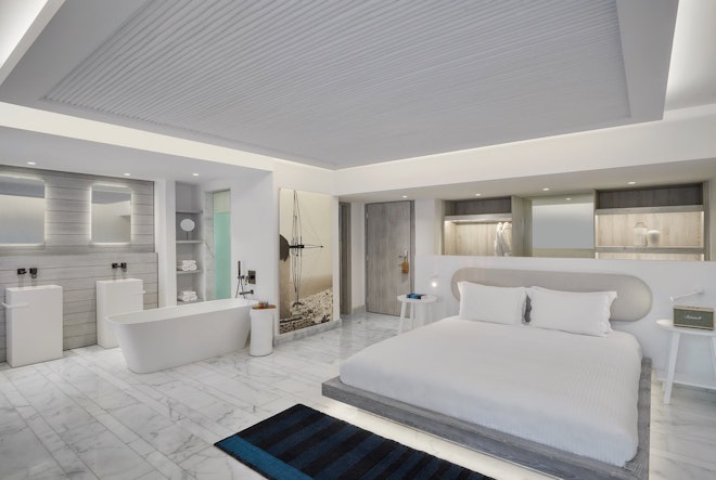 Junior Suite Outdoor Hot Tub bedroom