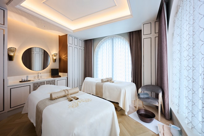 Spa Twin