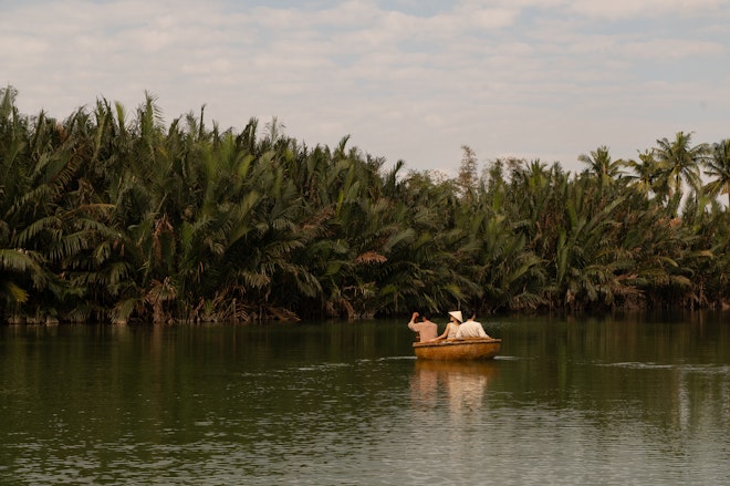 Paddle Around The Islet