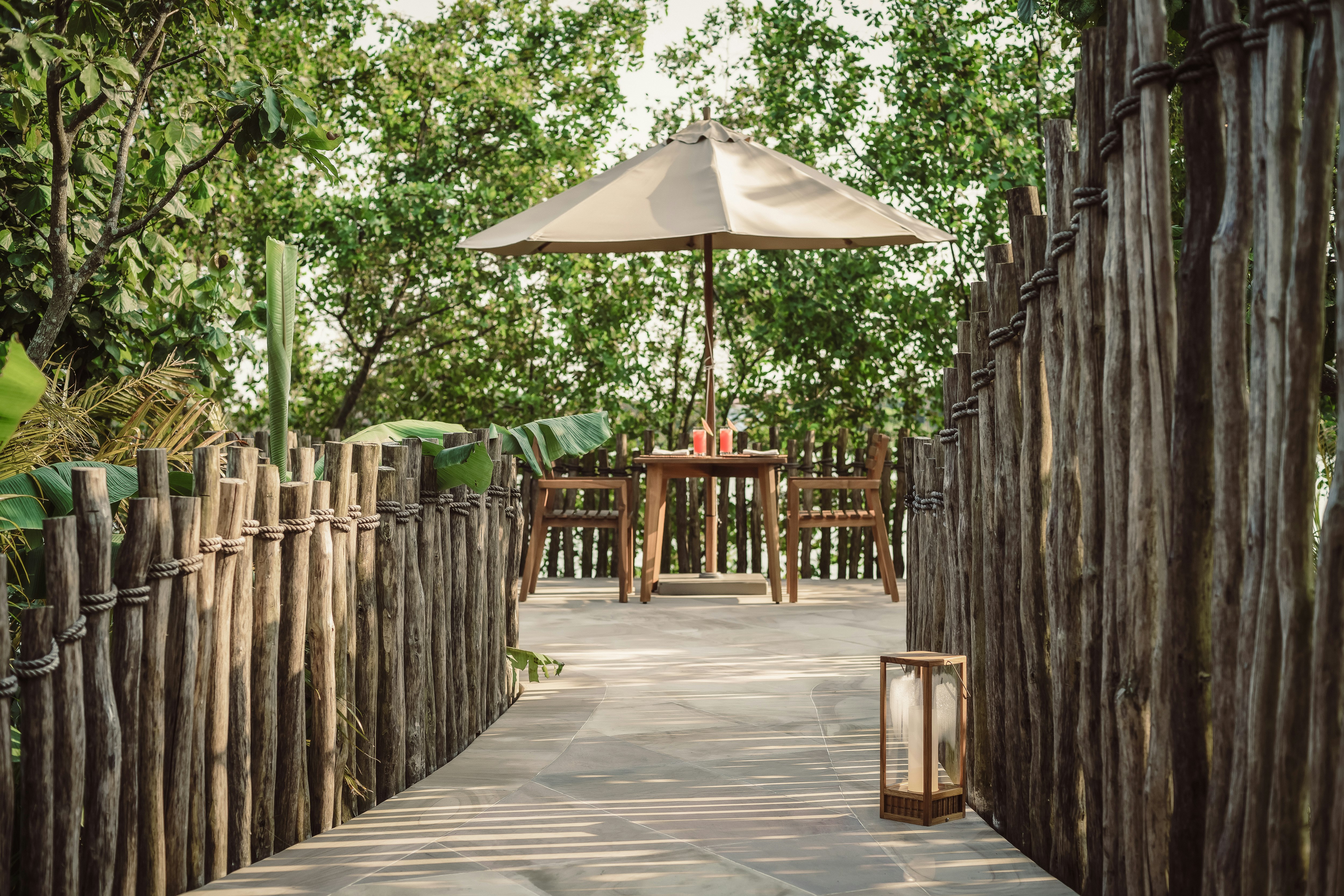 Honeymoon Villa Dining Area Namia River Retreat SLH