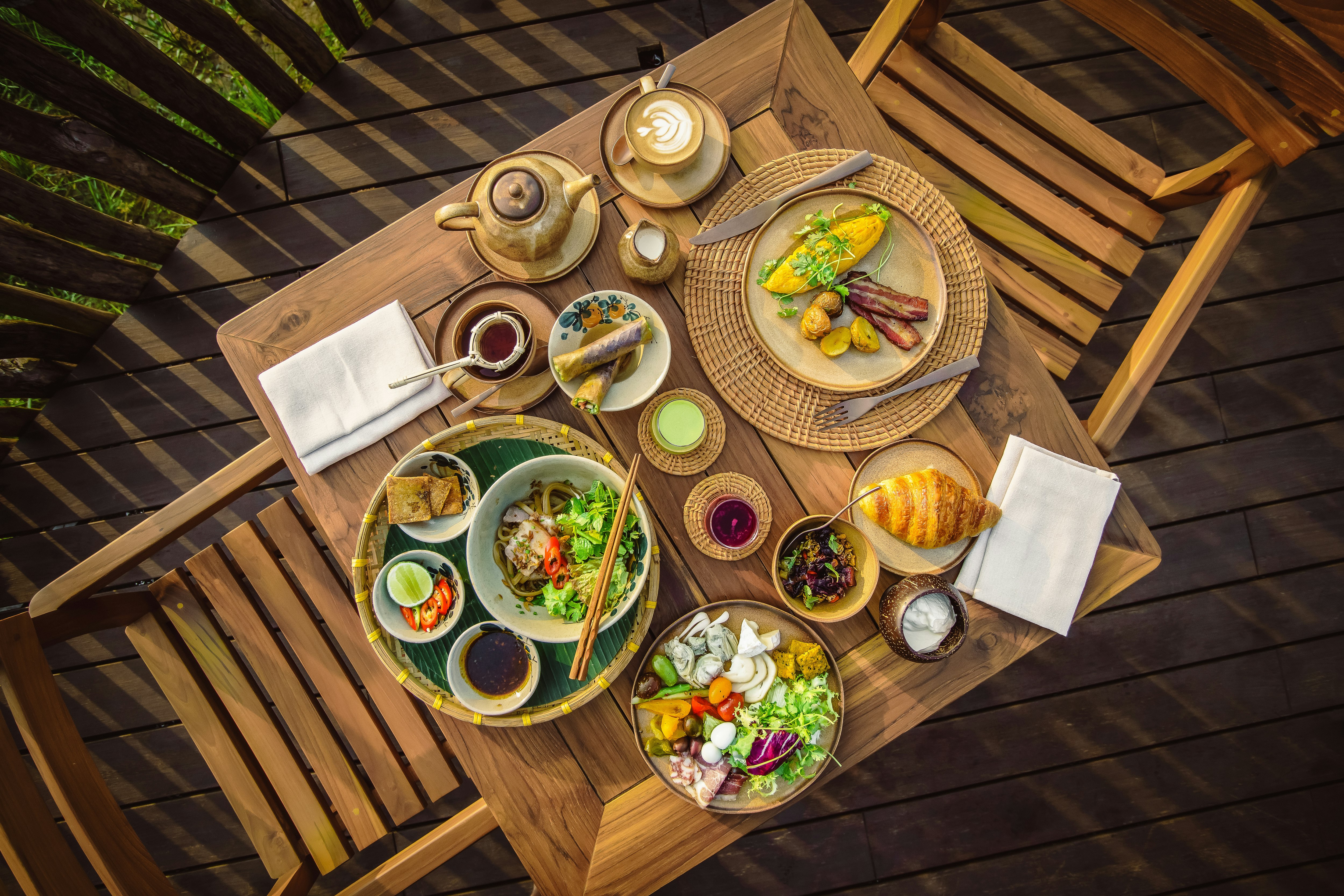 The Merchant Food Namia River Retreat SLH