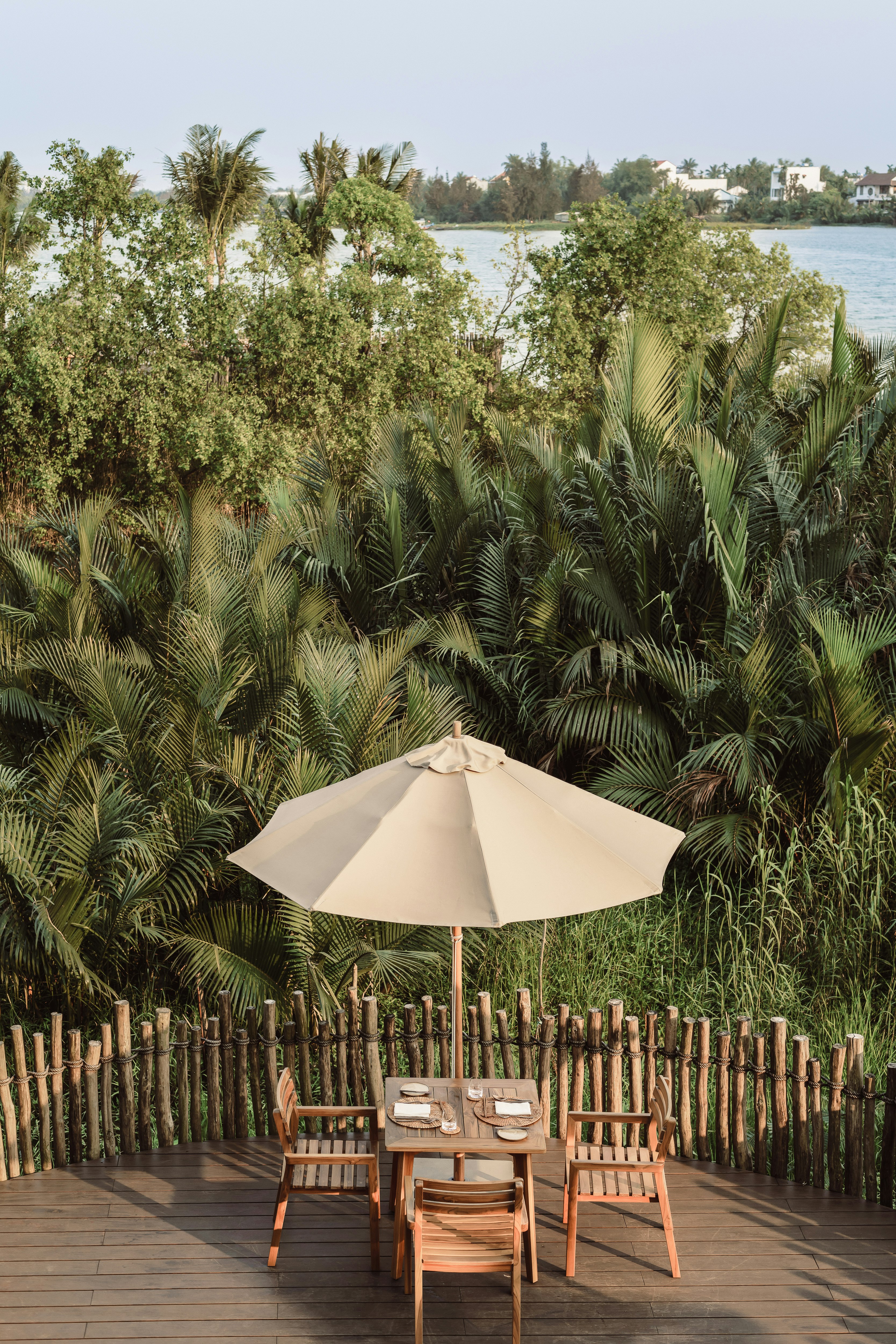 The Merchant Outdoor Namia River Retreat SLH