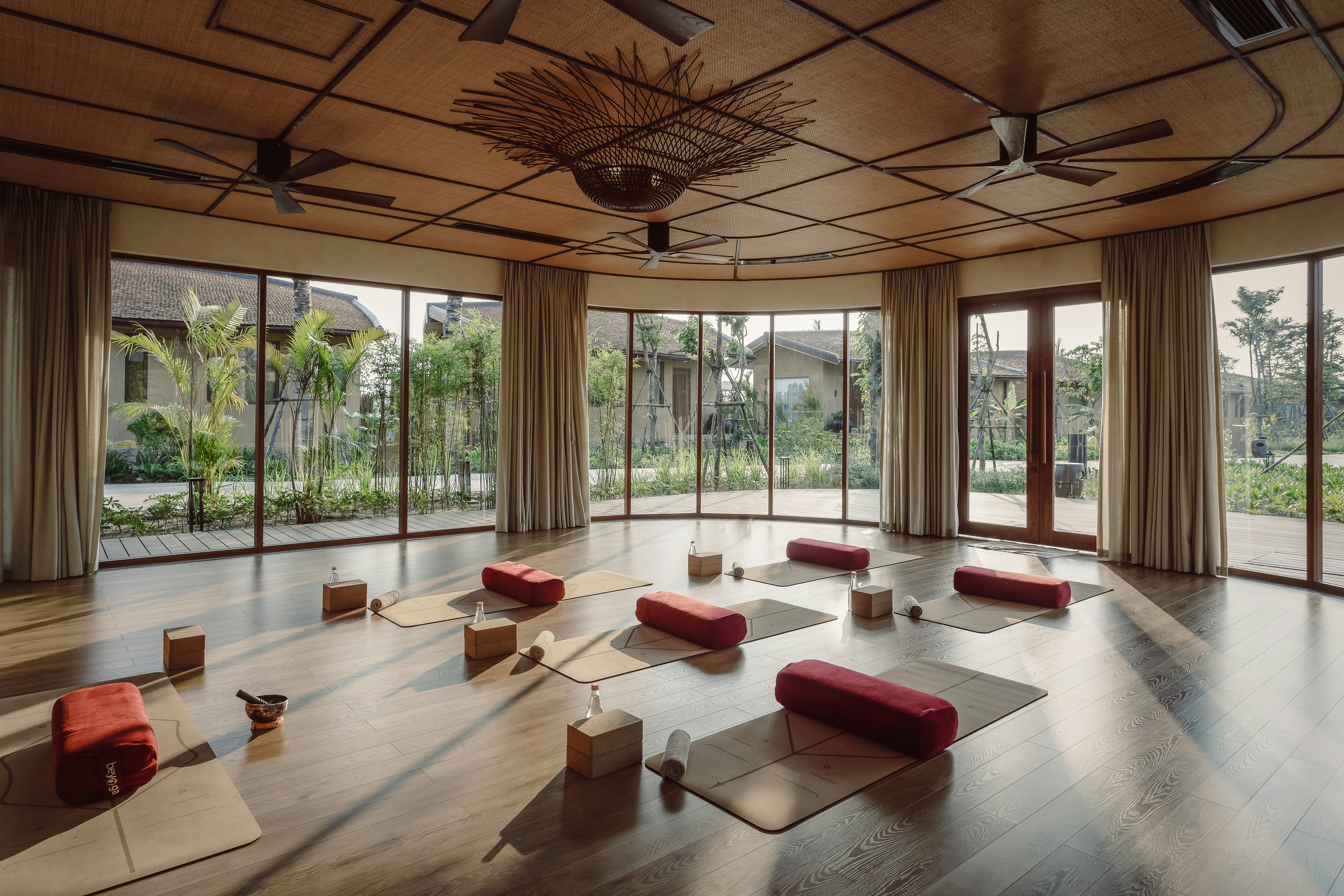 Yoga Studio Namia River Retreat SLH