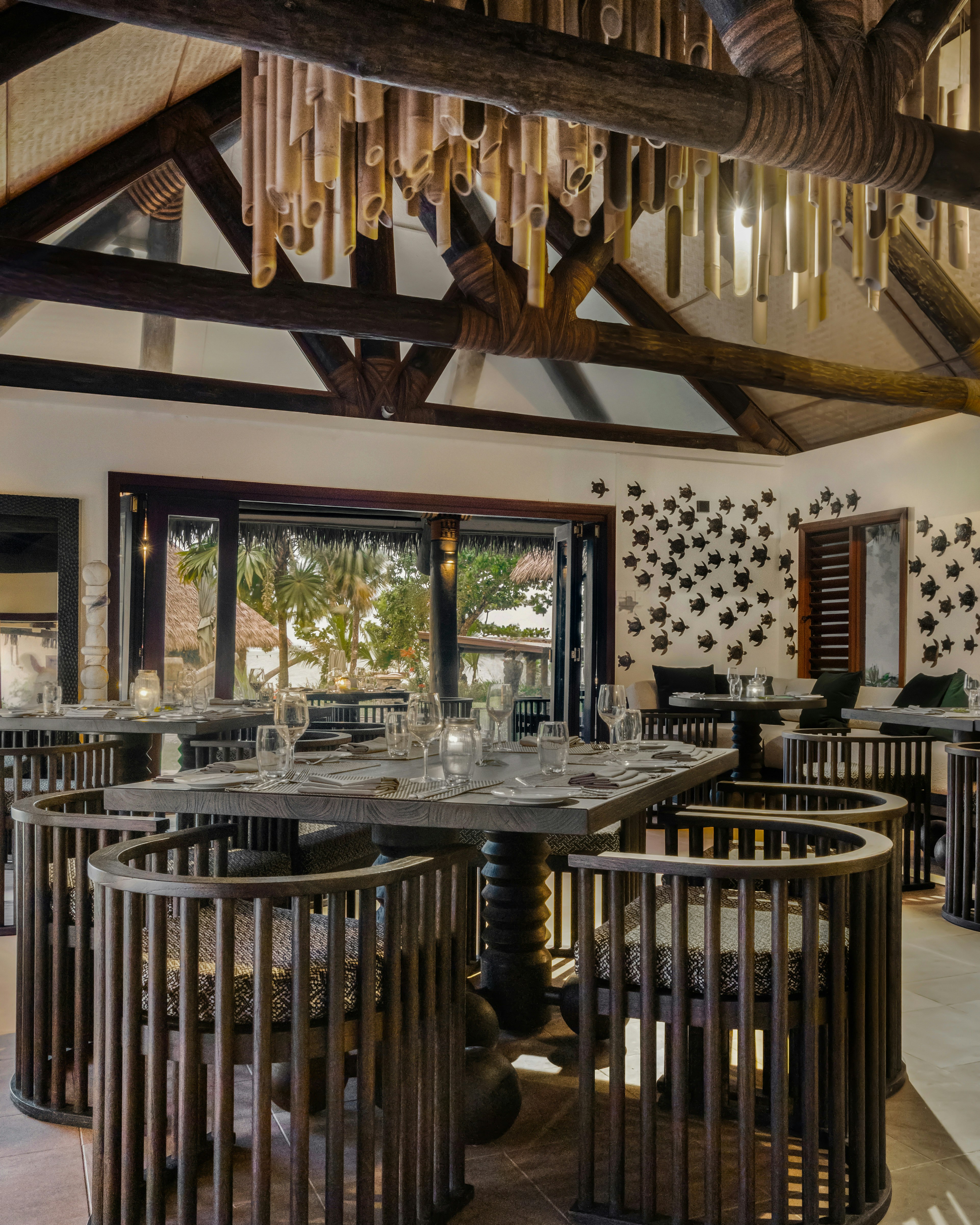 Dancing Vonu Adult-Only Dining