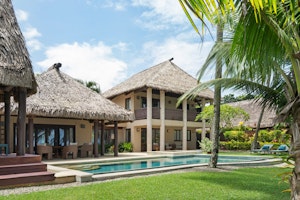 2BR Beachfront Pool Residence - Exterior