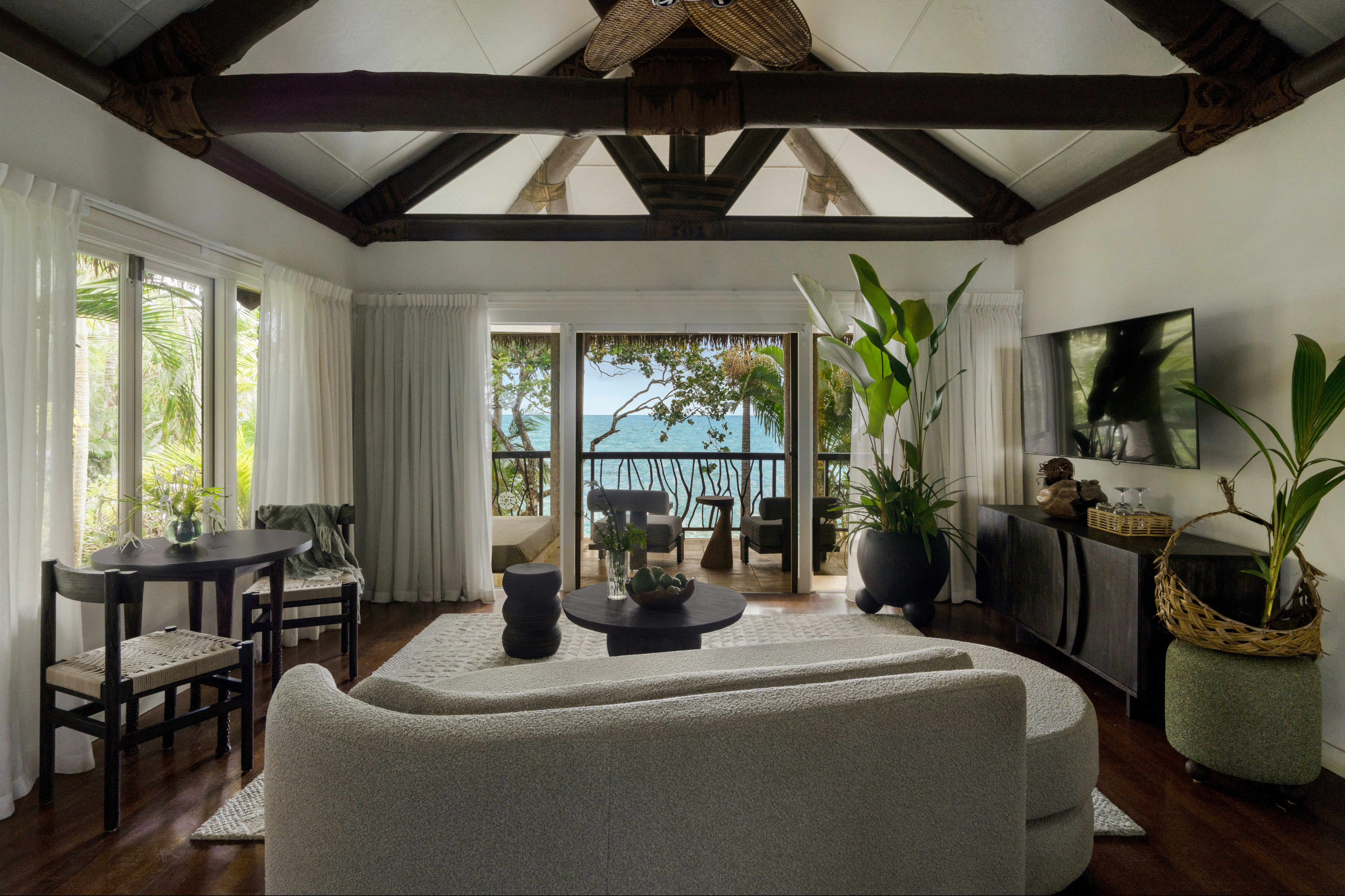 Nanuku Suite - Living Area