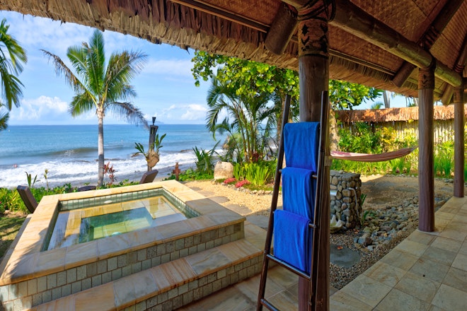 Beachfront Spa Suite - Pool