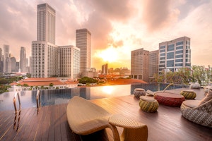 Rooftop Infinity Pool