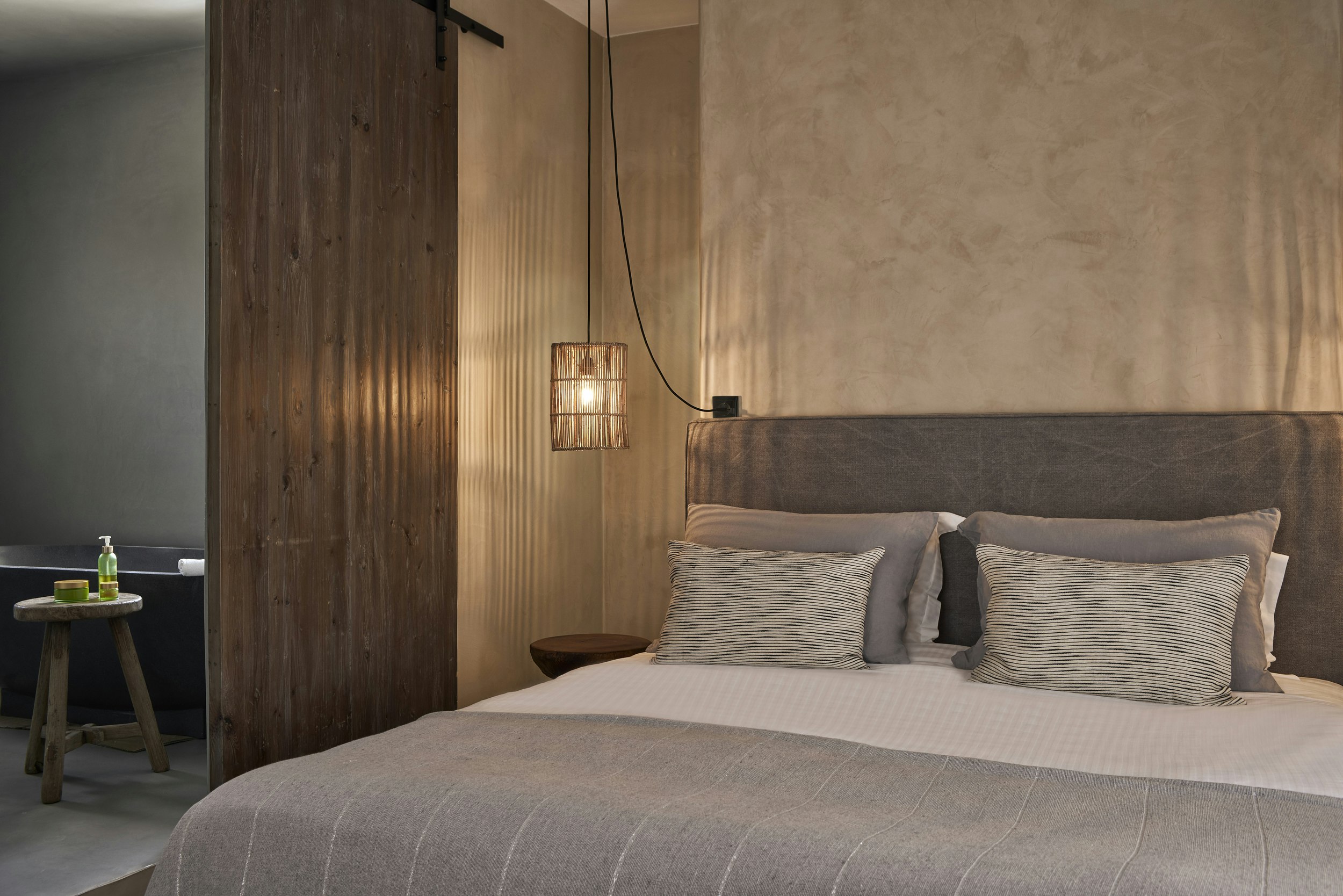 Elegant Villa with Private Pool & Sea View