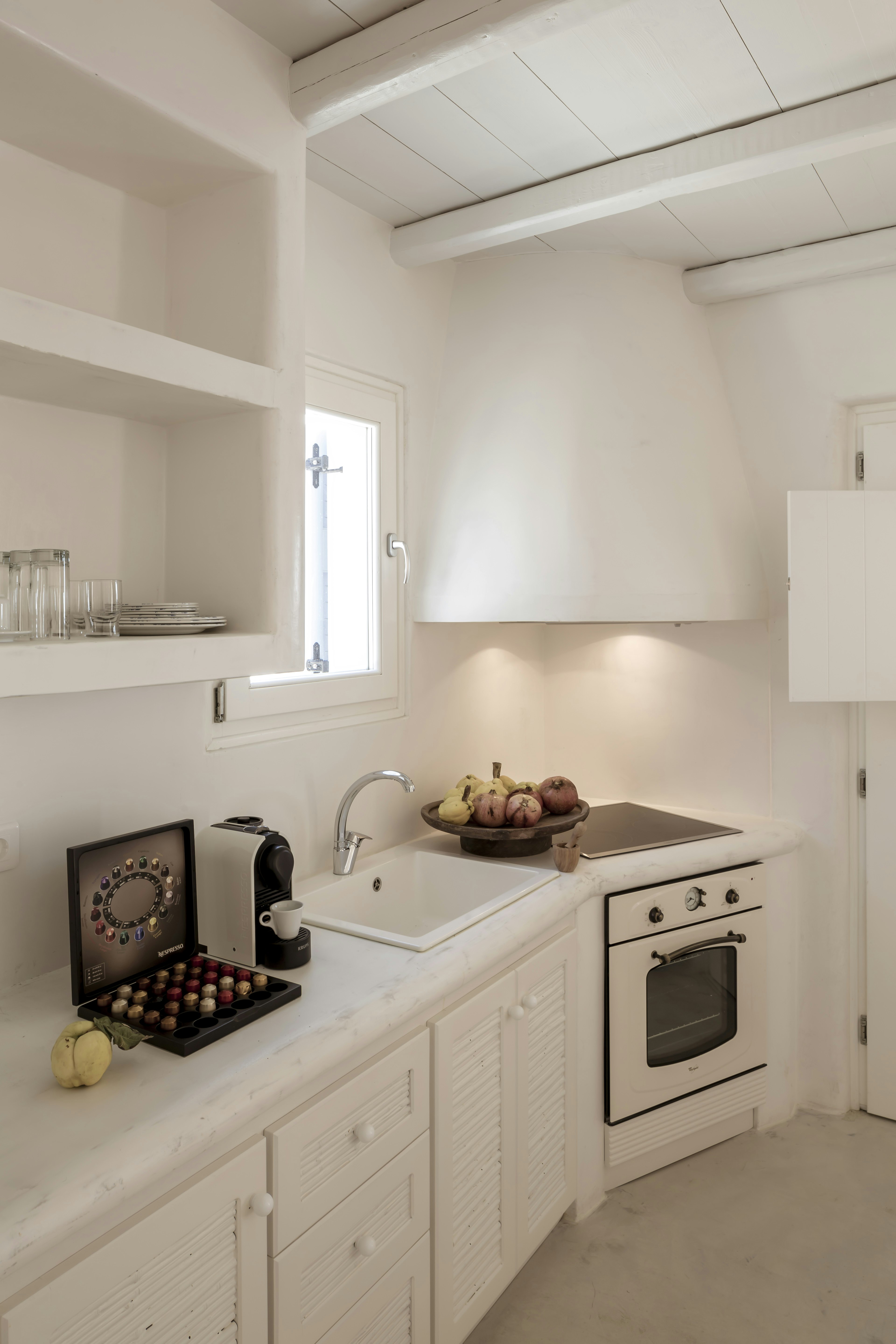 Elegant Villa with Private Pool & Sea View