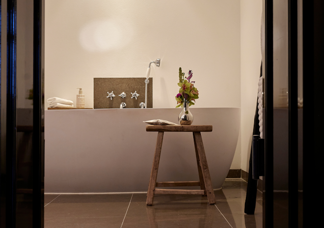 Balcony Suite - Bathtub