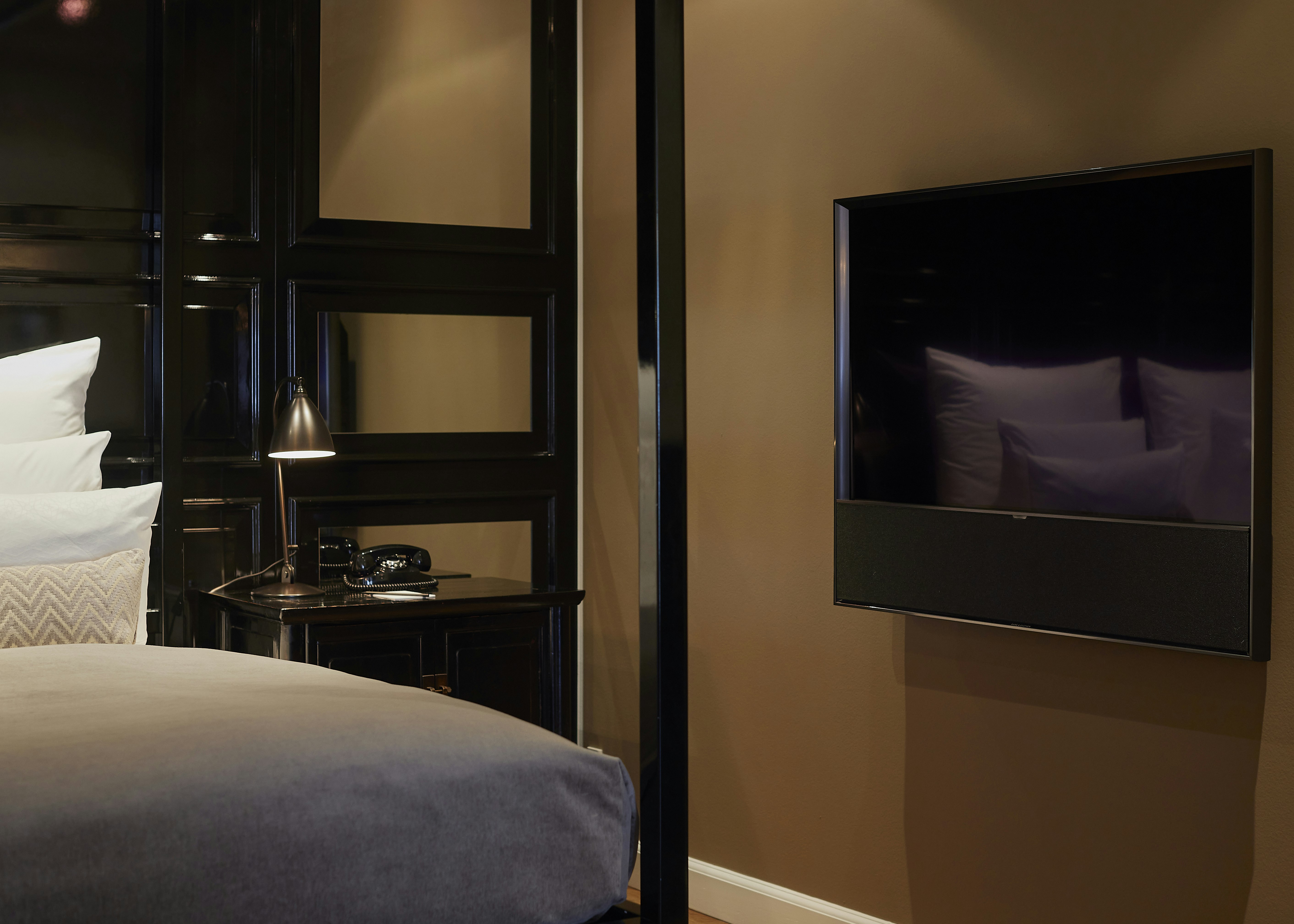 Executive Suite - Bedroom