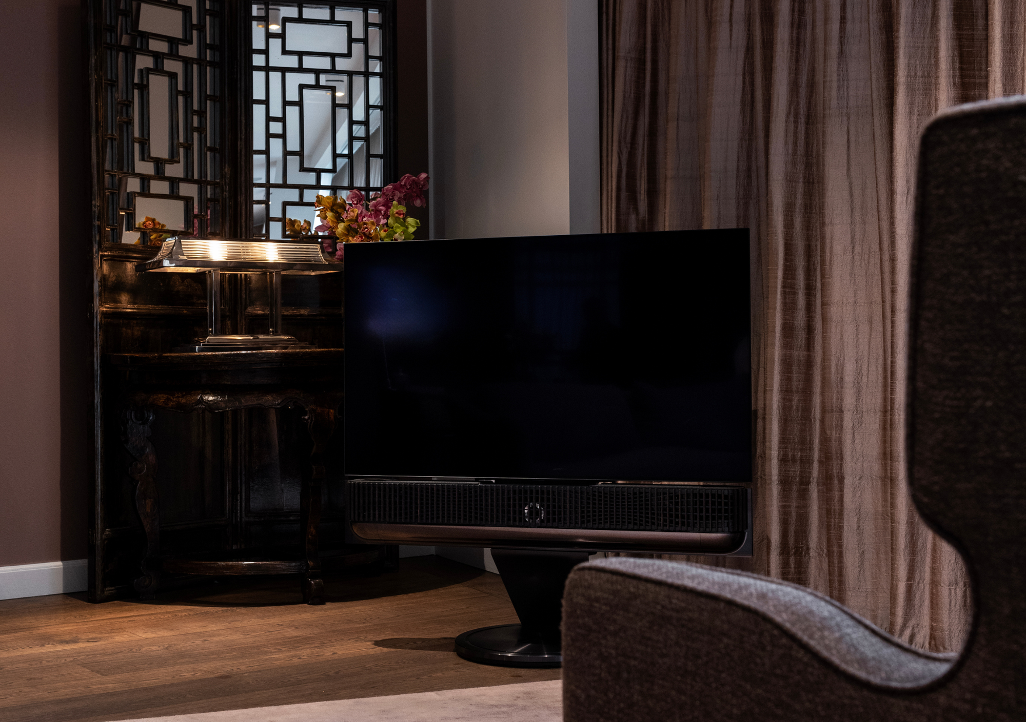 Executive Suite - Living Area