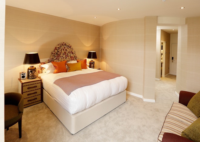 Jacuzzi Suite