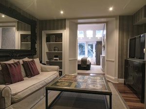Jacuzzi Suite