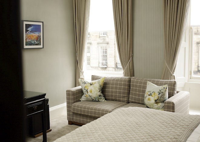 Townhouse Grand