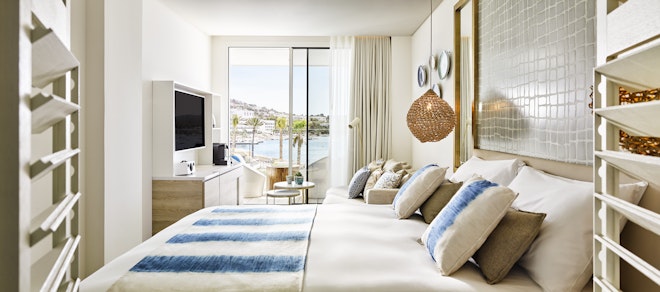 Deluxe Sea View