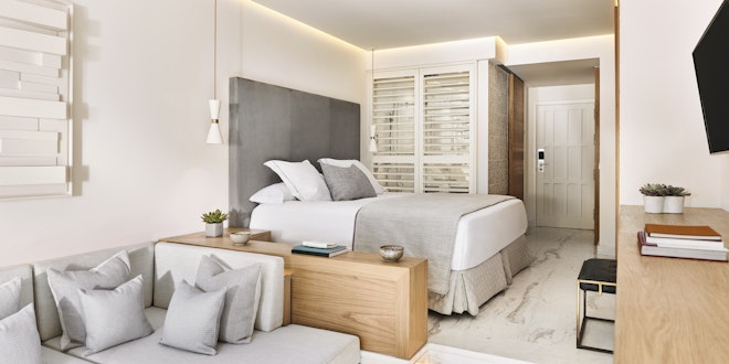 Deluxe Room Plaza