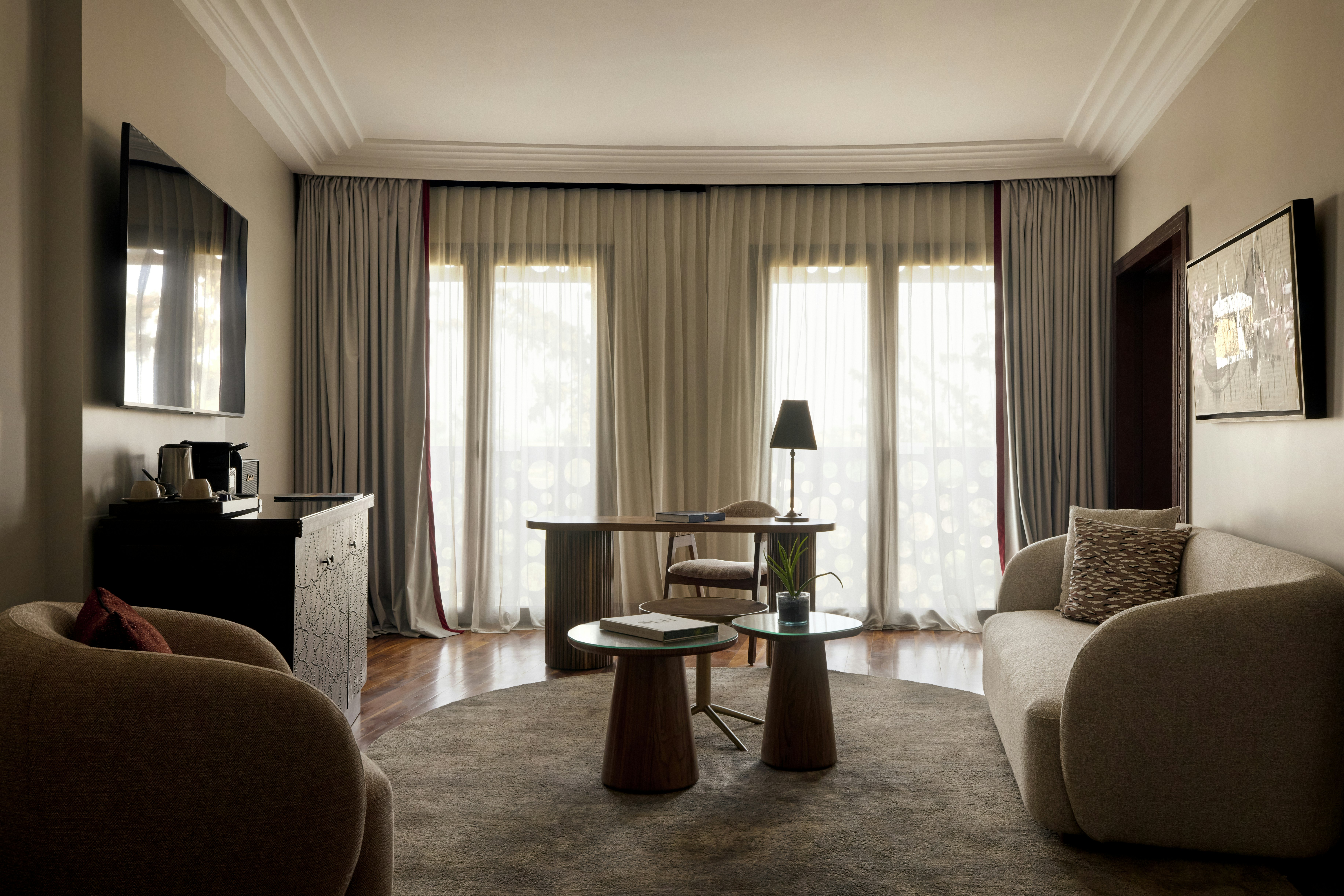 Premium Family Suite - Living Area