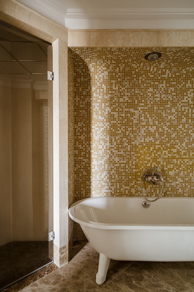 Art Deco Suite - Bathroom