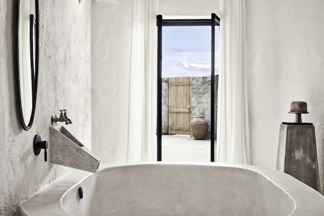 Nomad Two Bedrooms Suite Sea View, Private Pool and Yard
