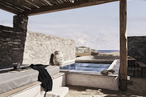 Nomad Two Bedrooms Suite Sea View, Private Pool and Yard