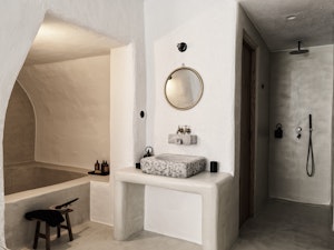 Hideout Nomad Suite, Private Pool and Yard