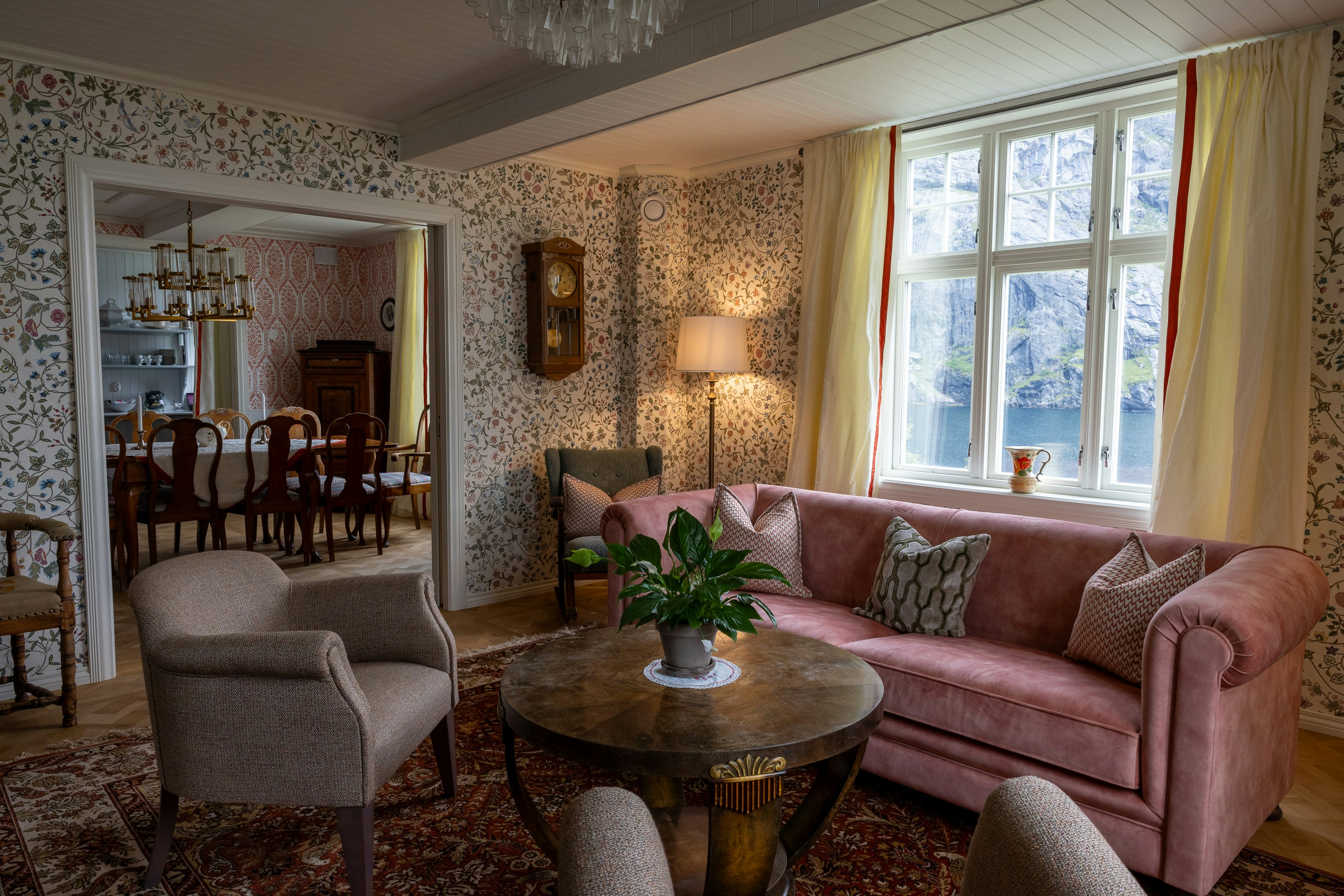 The House of Dahl - Living Area