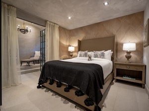 La Petite Suite - Bedroom