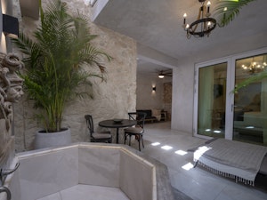GRAN CRU HONEYMOON SUITE - PRIVATE VERANDA