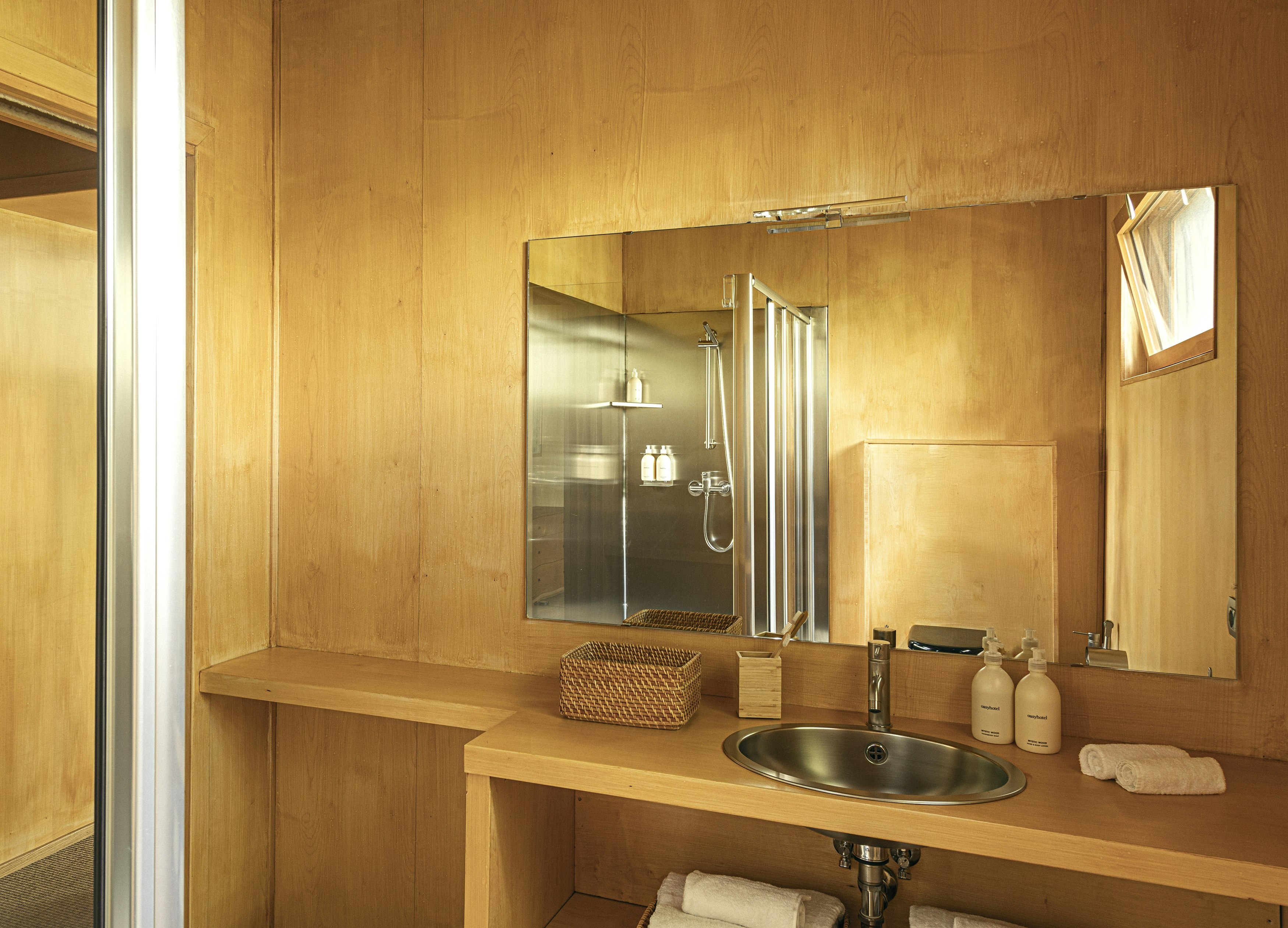 Loft In The Forest - Bathroom