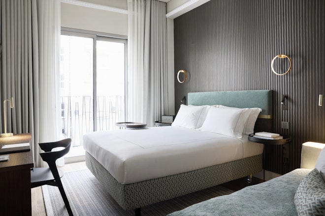 Executive Courtyard Room - Bedroom