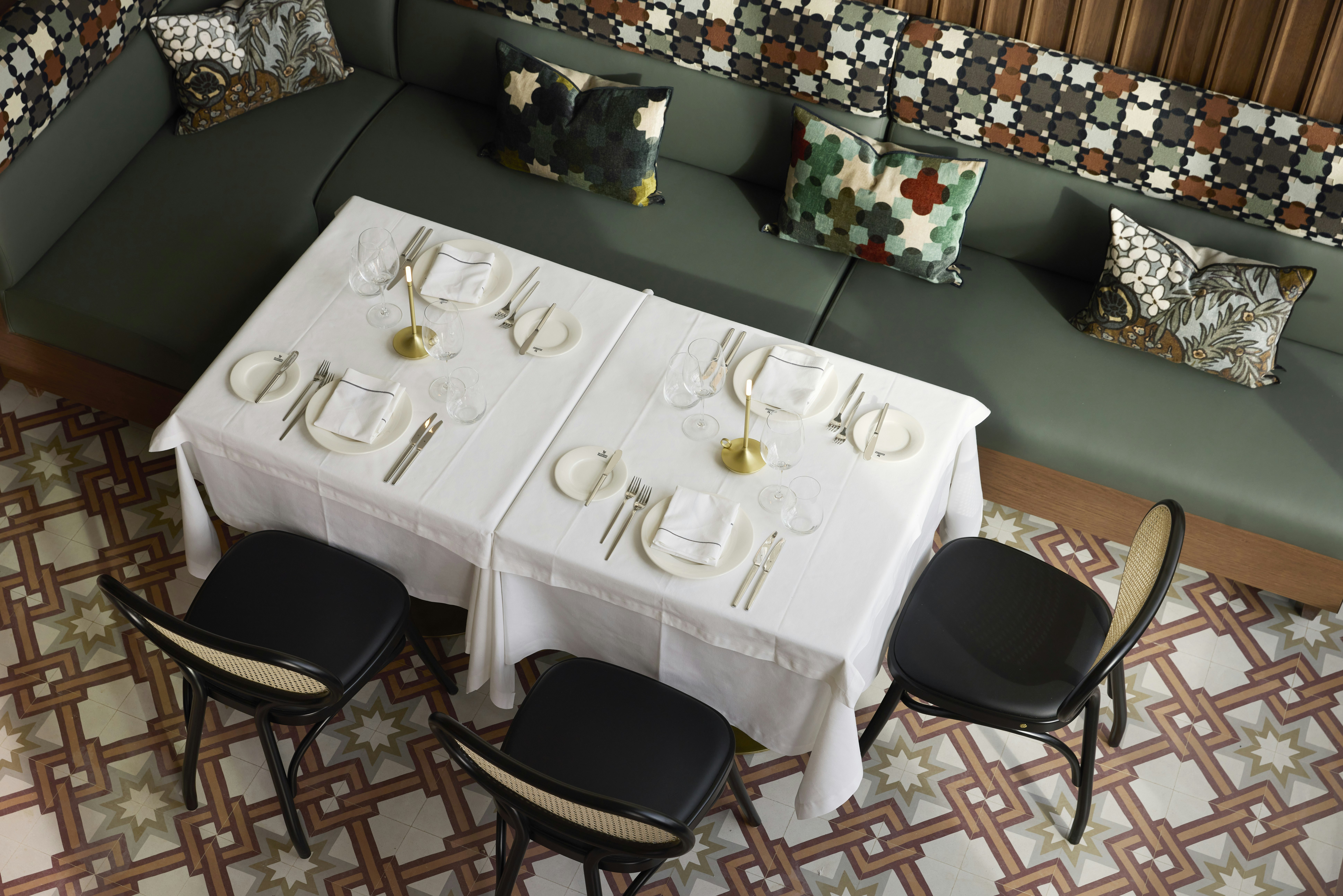 Olympos Naoussa Restaurant