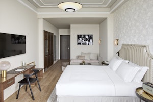 Junior Suite Seafront Oriel